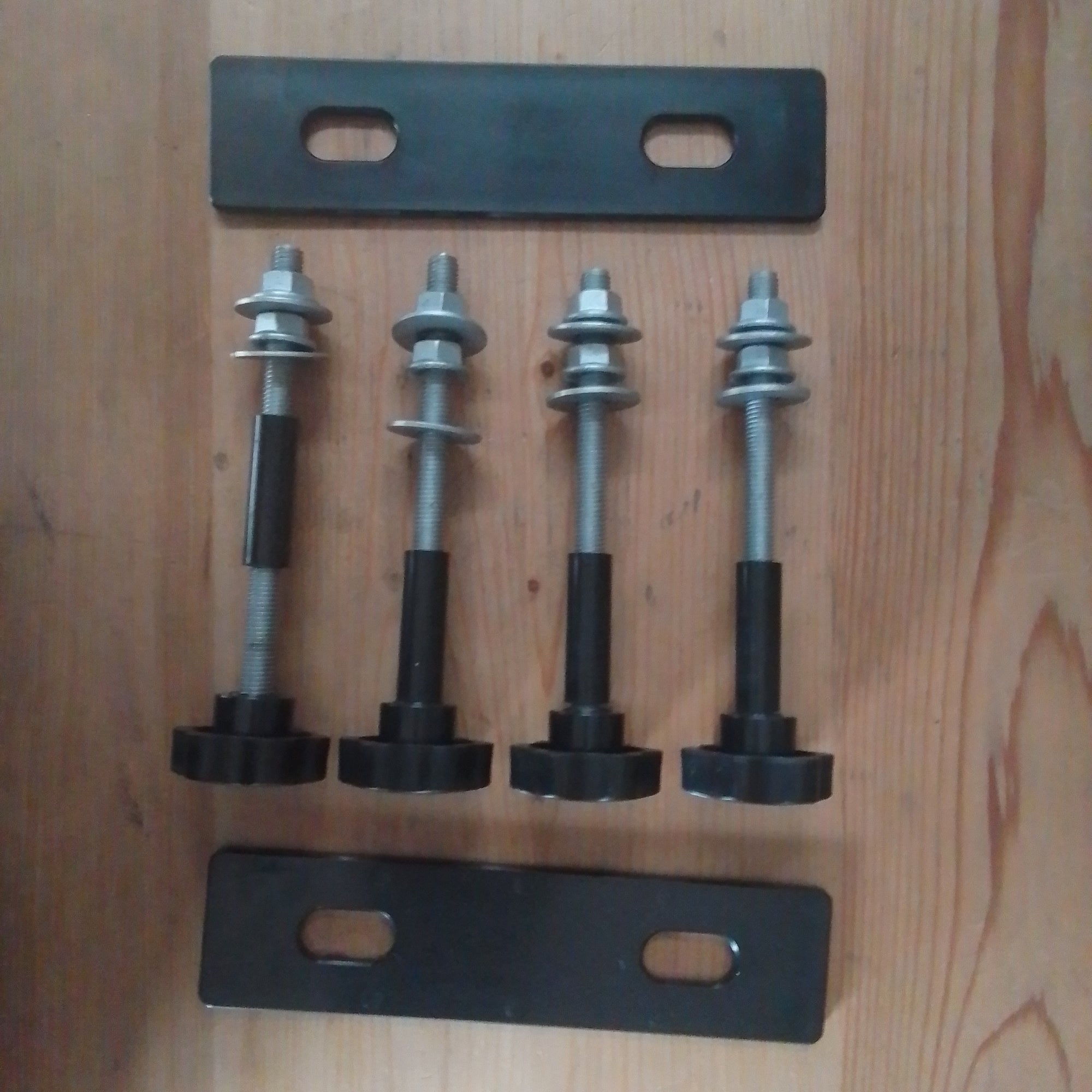 Recovery track Mounting brackets
