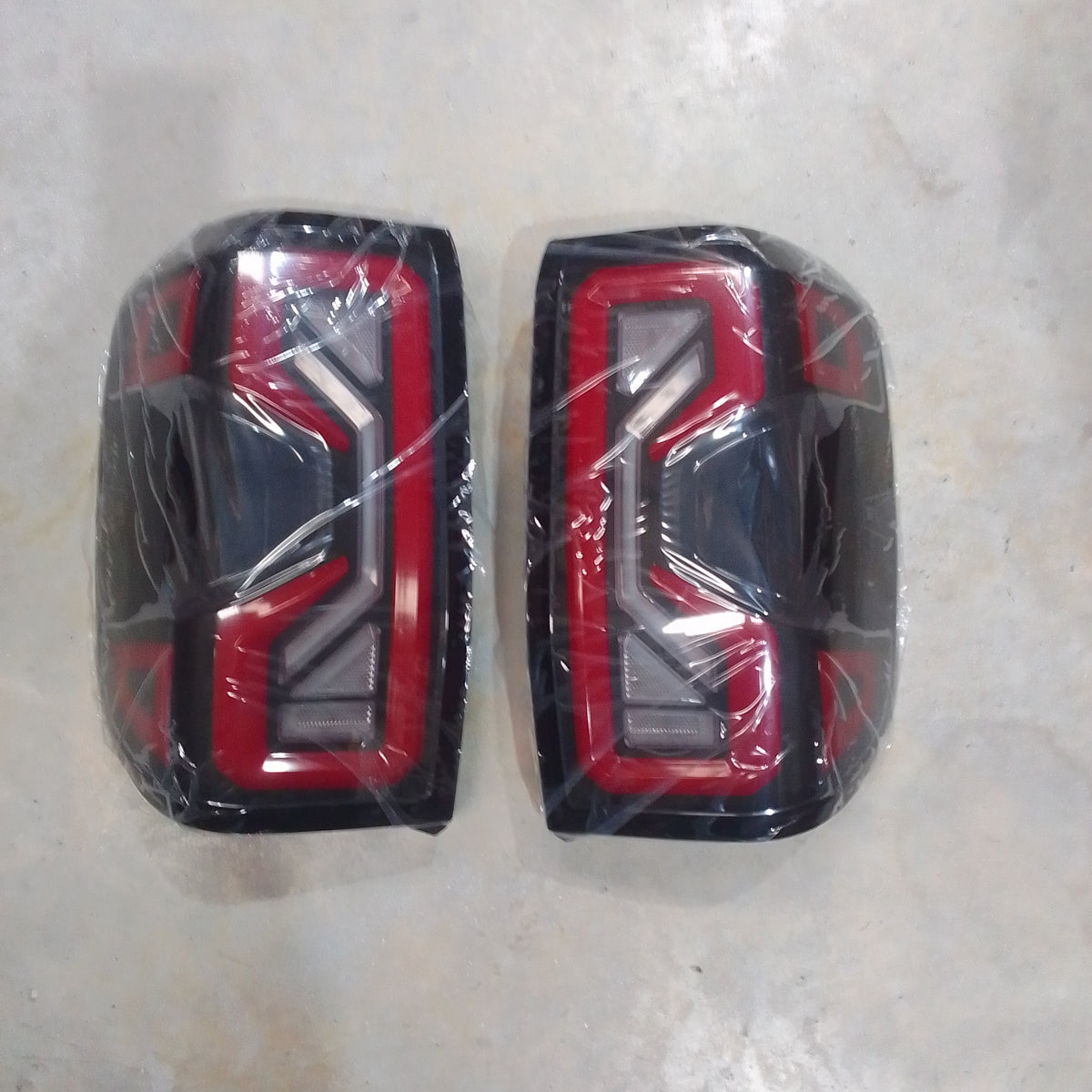 Ford Ranger Next Gen T9(2023+) Smoked Tail Light With Blind Spot Radar.