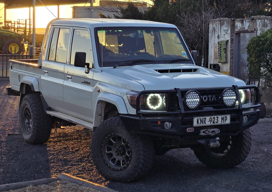 Toyota Land Cruiser 79 / 76 Series - Pre 2024 LED Headlights Set of 2 Aussie Style look