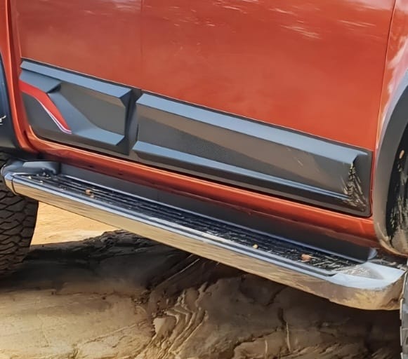 Isuzu Dmax 2022 +Double Cab Body Cladding (Matt Black)