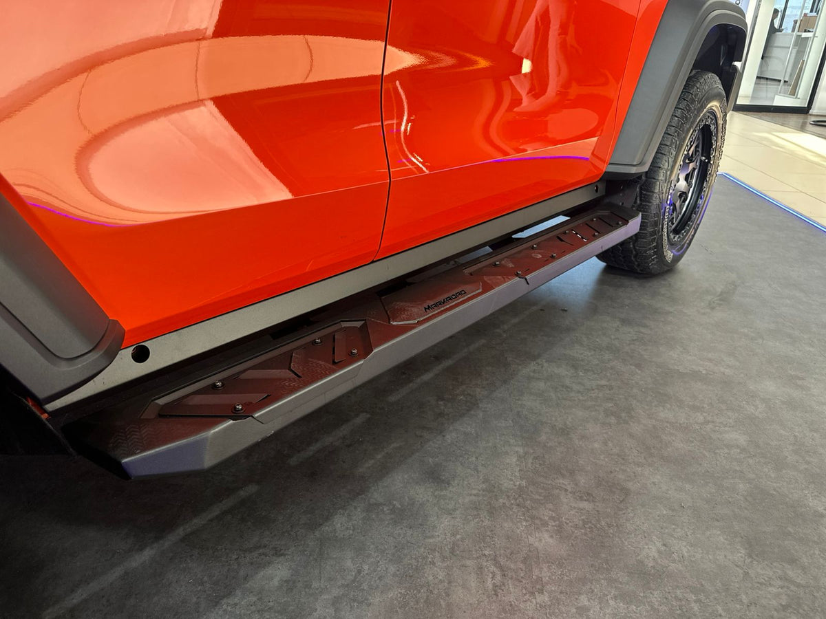 Tank 300 MR Side steps