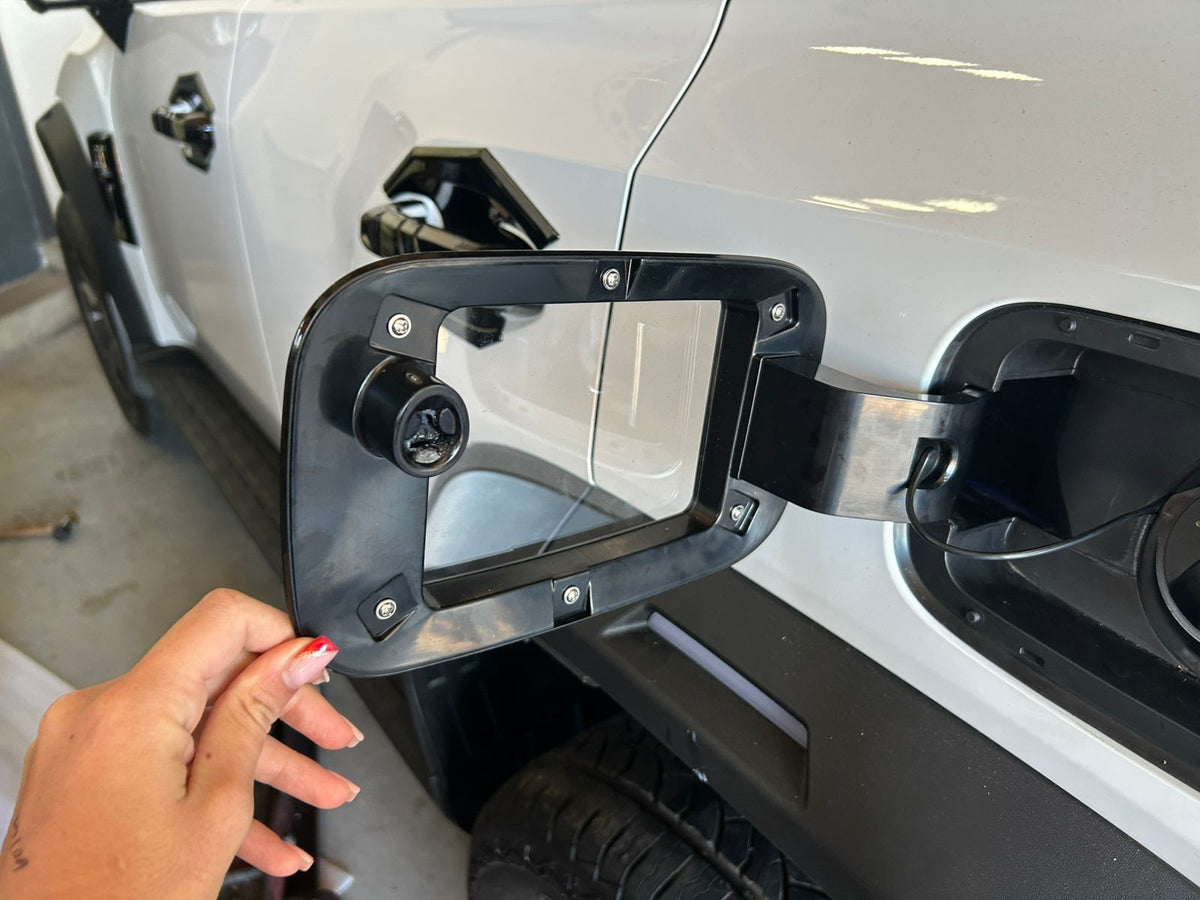 Jetour T2 2025 Glass Fuel Flap