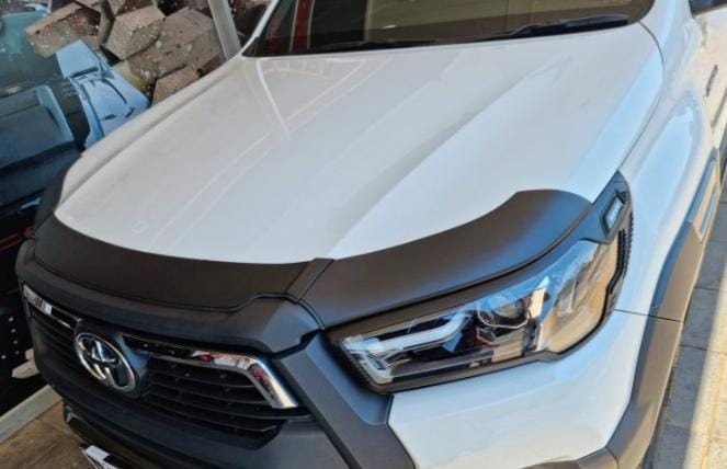 Toyota Hilux GD6 2021+ Stick on 3pcs Bonnet Guard