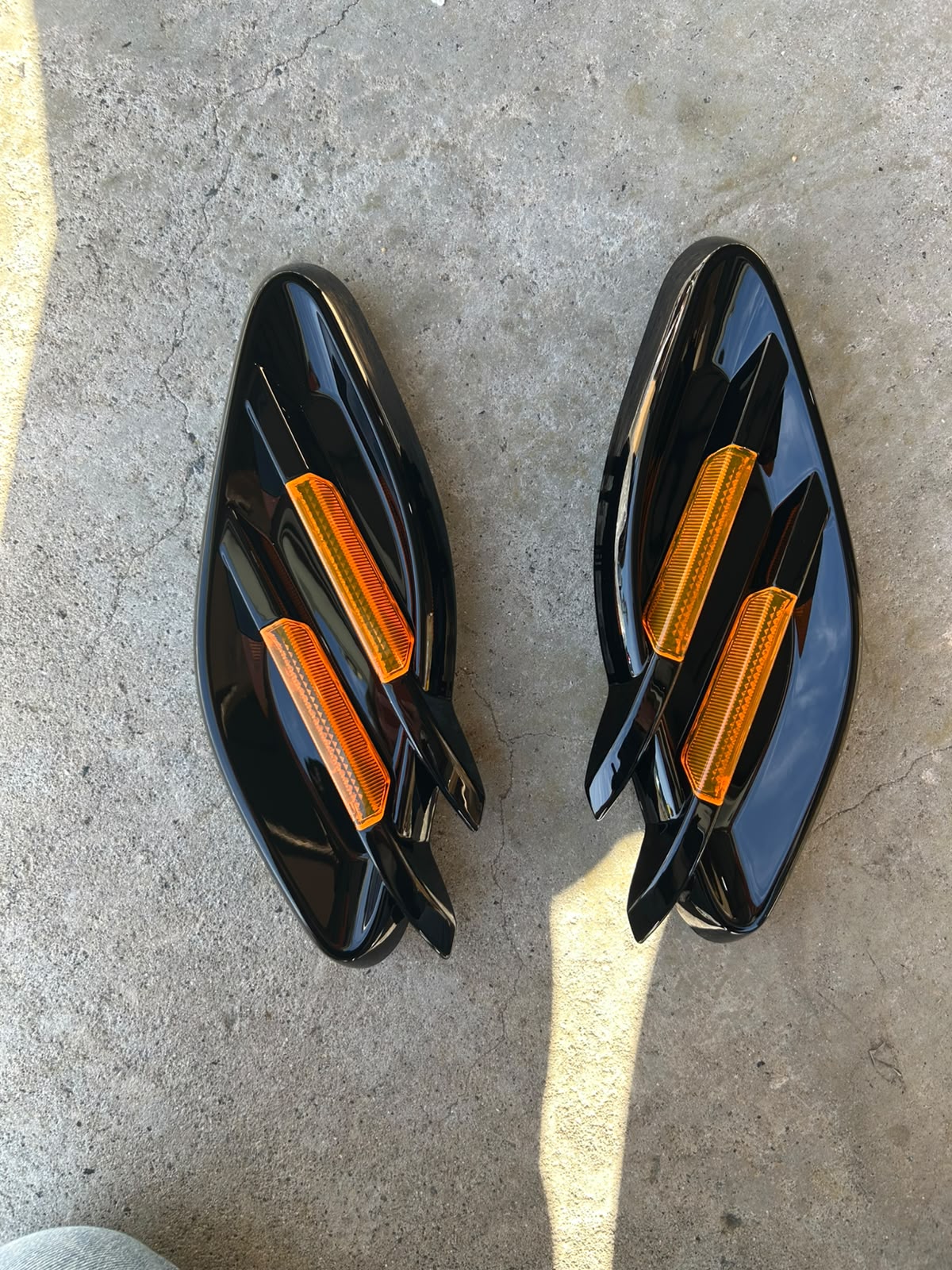 Foton V7/V9 Decoration Light on Fender