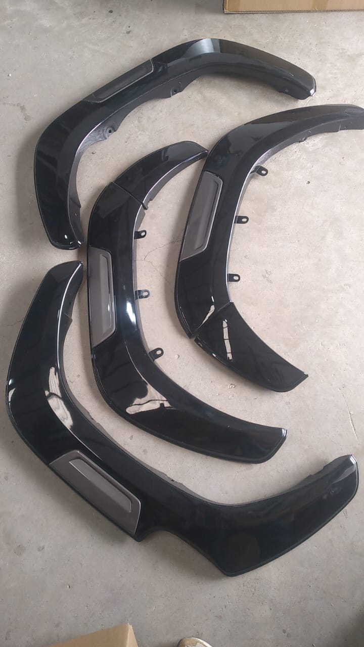 Toyota Hilux Rocco Style Fender Flares / Wheel Arches with Grey Insert (2016-2025) Gloss Black