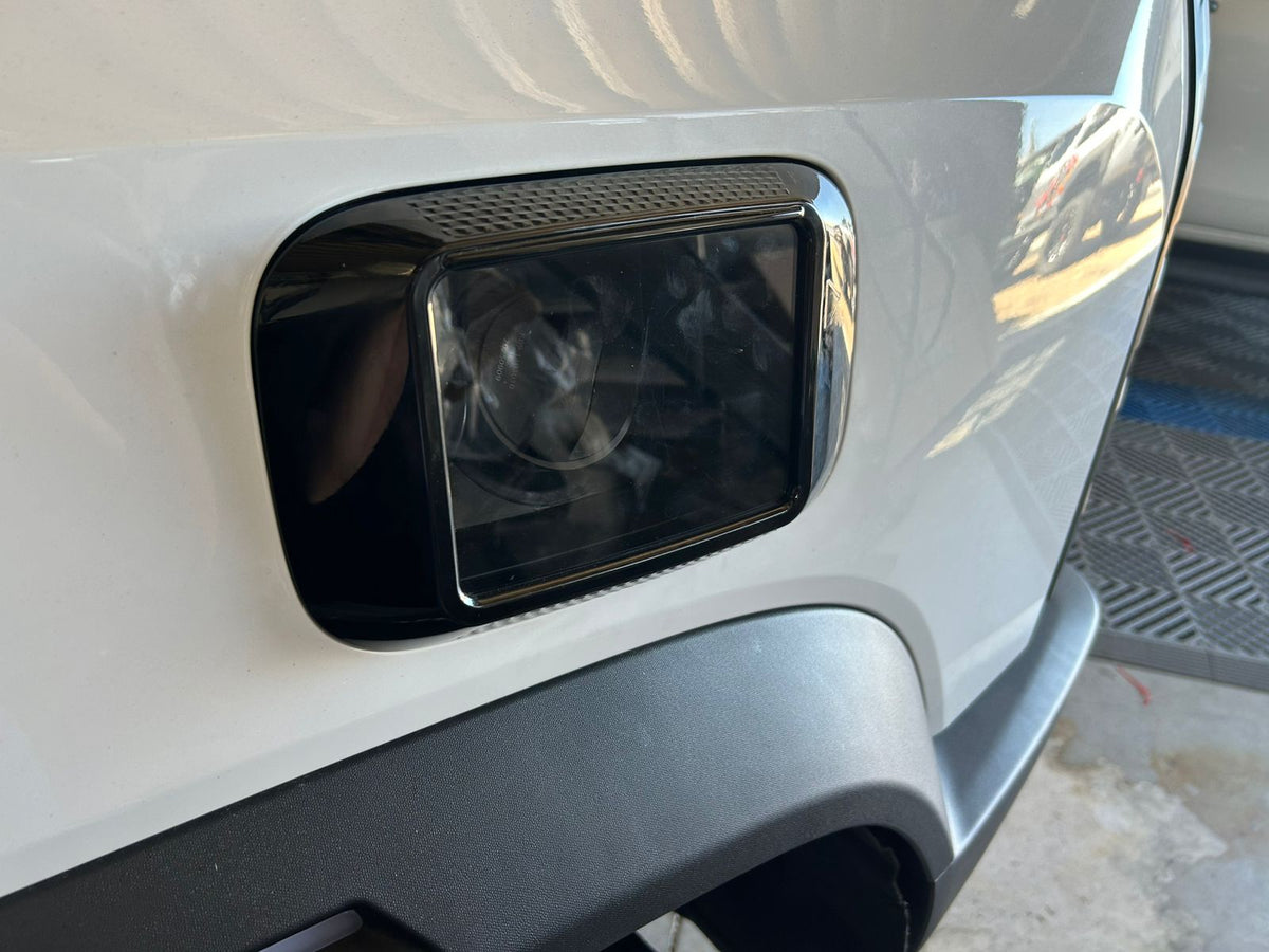 Jetour T2 2025 Glass Fuel Flap