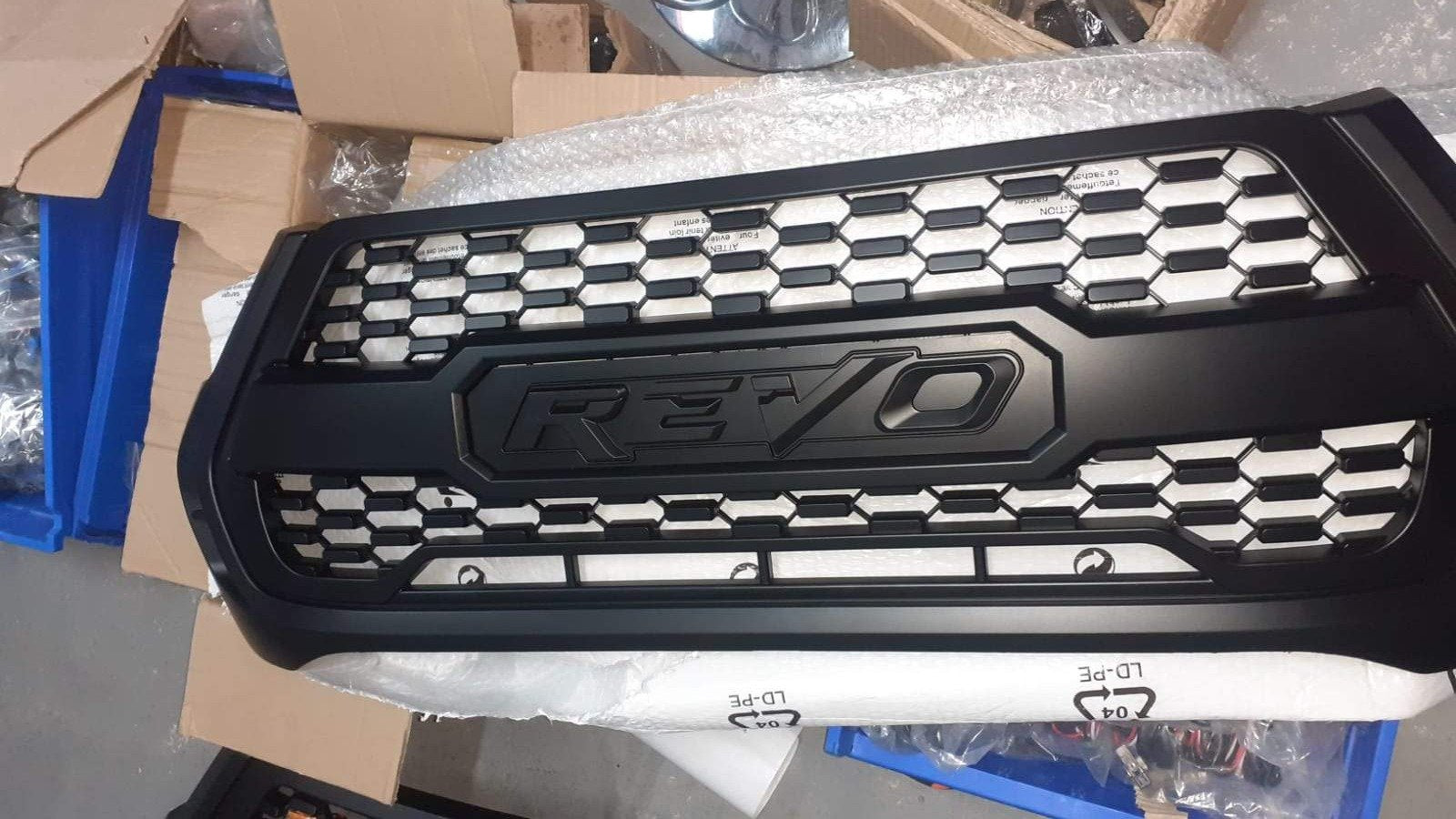 Toyota Hilux 2021 Grill For Raider