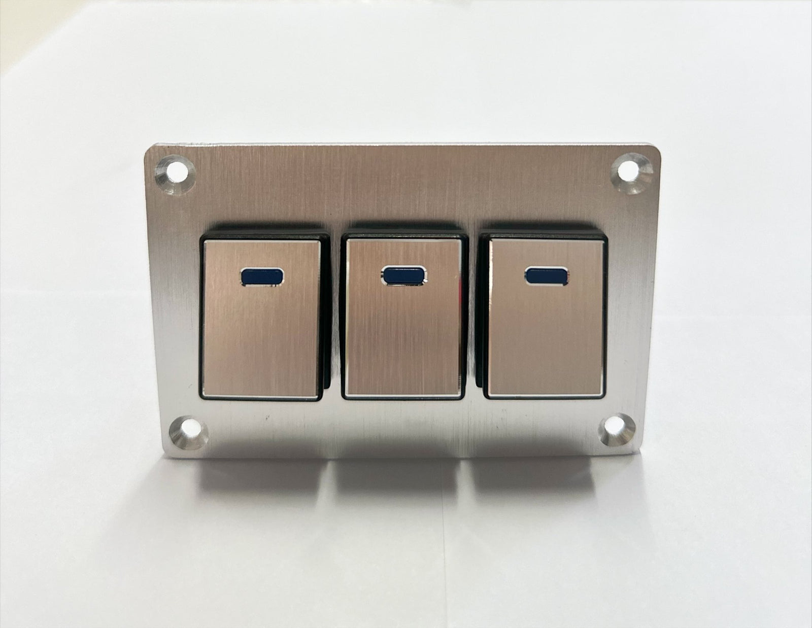 3 Gang Switch Panel Metal - Black / Silver