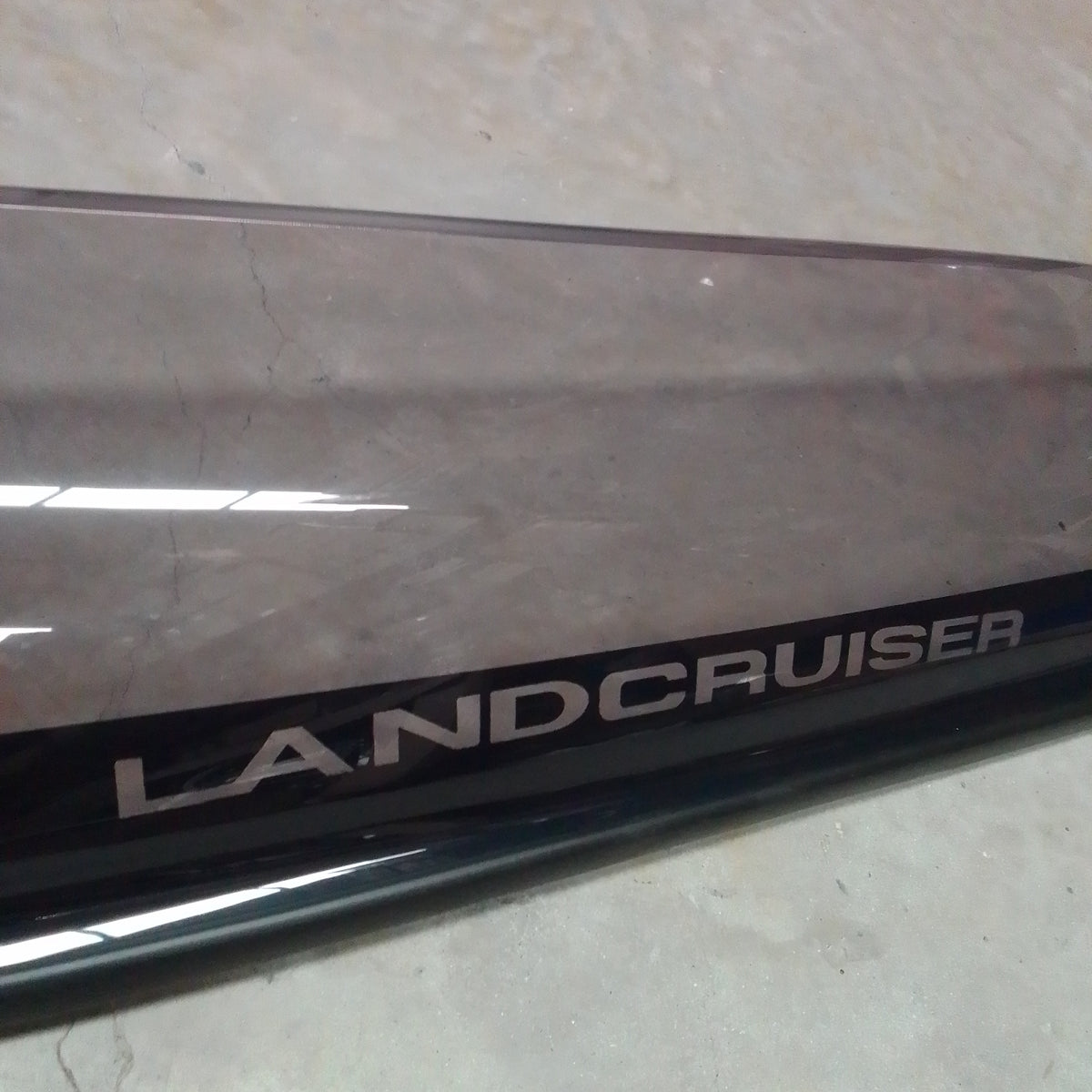 Toyota Land Cruiser 80 Series Bonnet Guard Gloss Black With Clear Stri ...