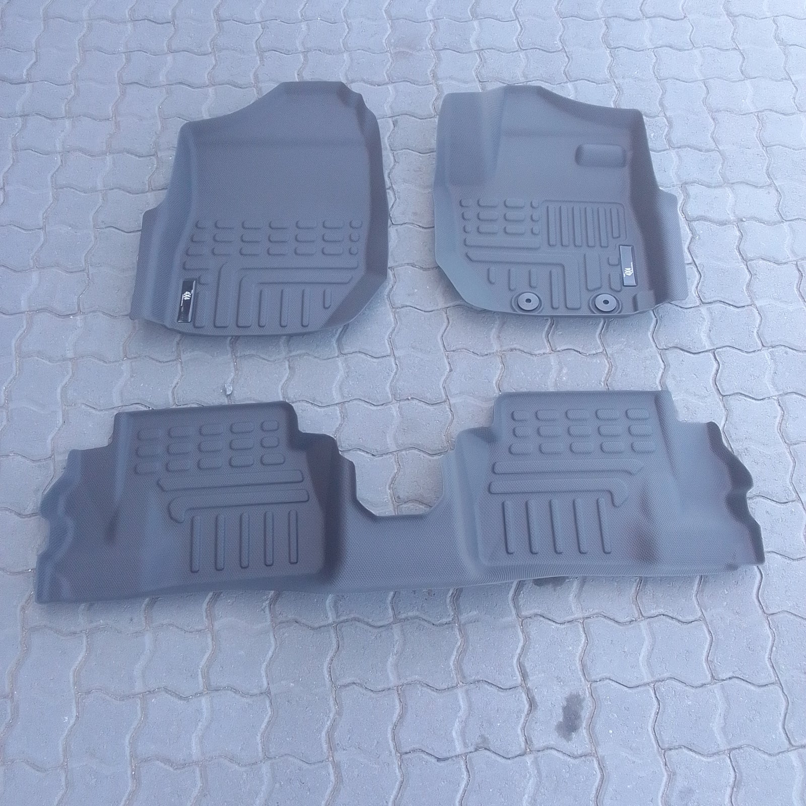 Suzuki Jimny Generation 4 2019+3 Door Rubber 3D Floor Mats (Auto)