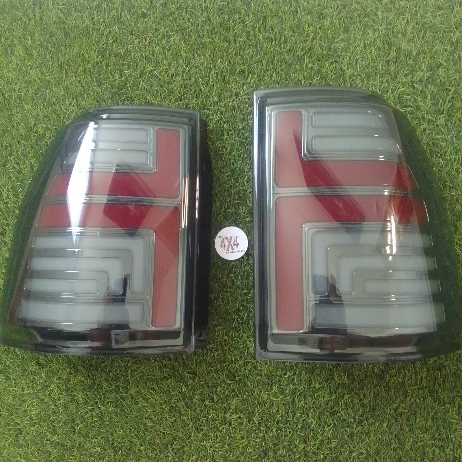 Mitsubishi Montero Pajero V87/ V93/V97 LED Tail light smoke