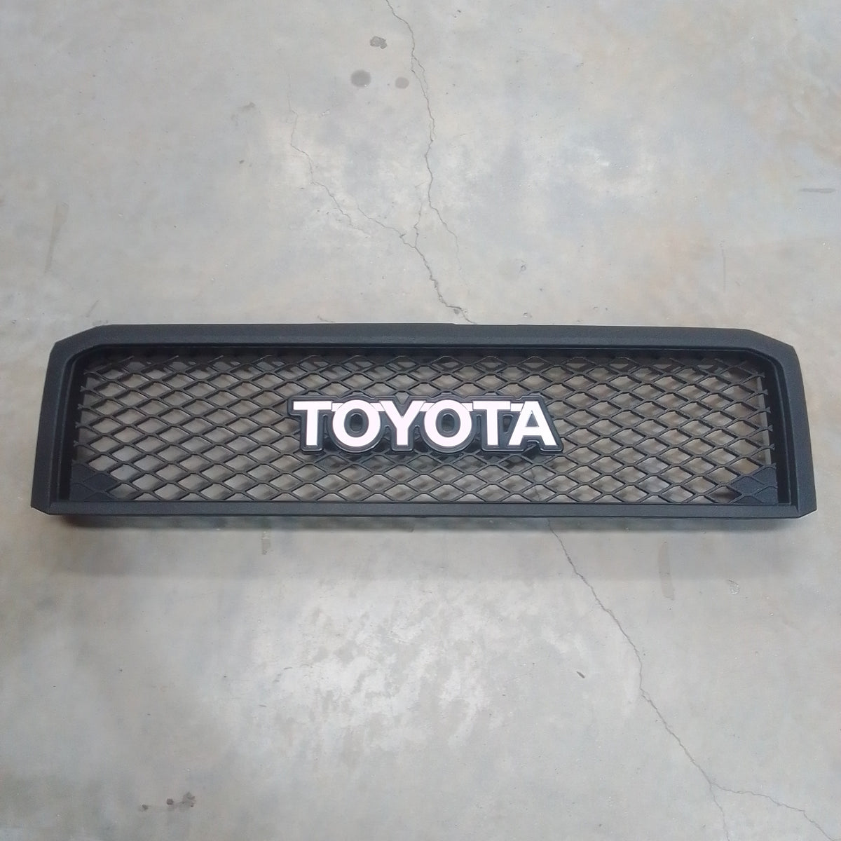 Toyota Land Cruiser 70 Anniversary Mesh Textured grill