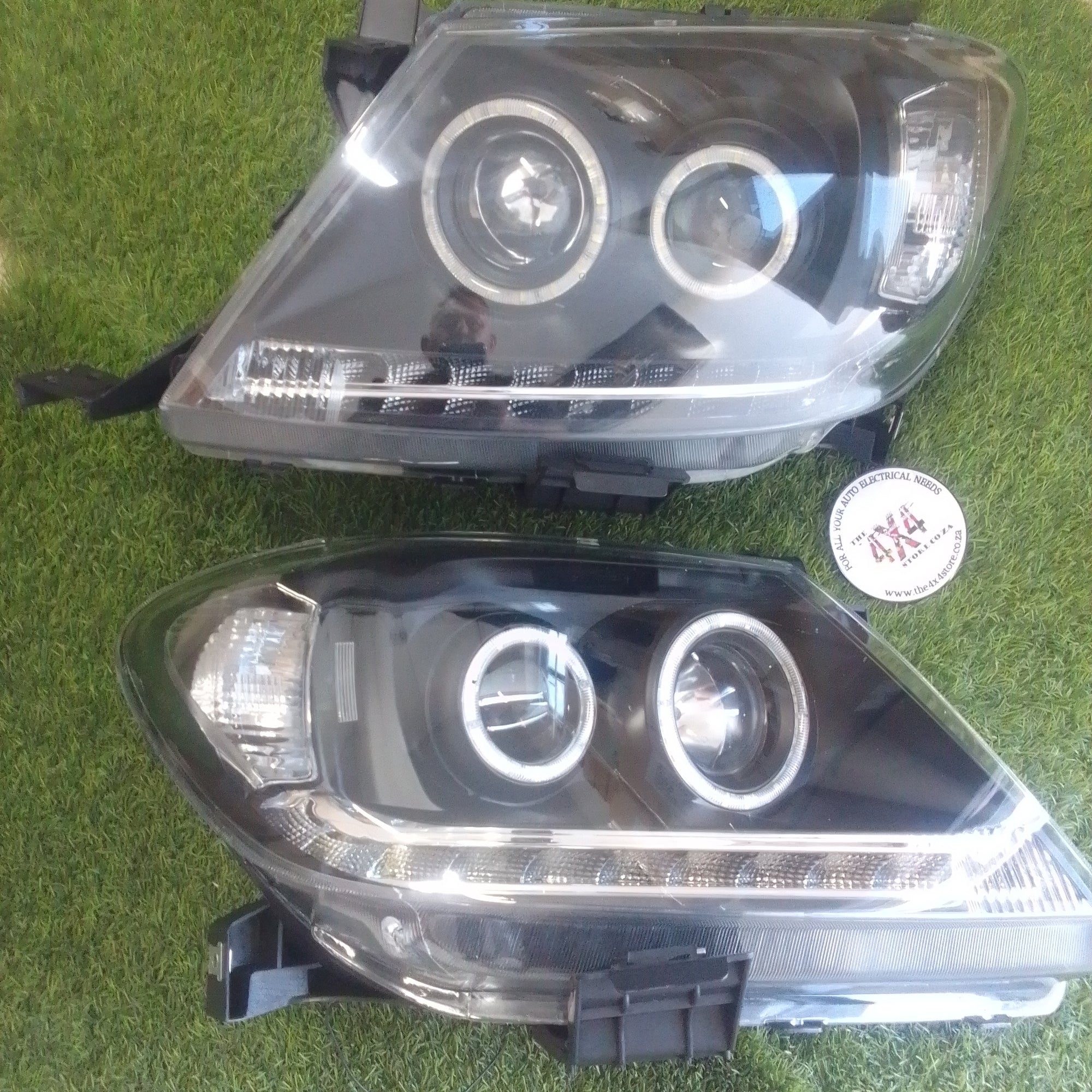 Toyota Hilux Vigo 2008 - 2011 LED headlights (set of 2)