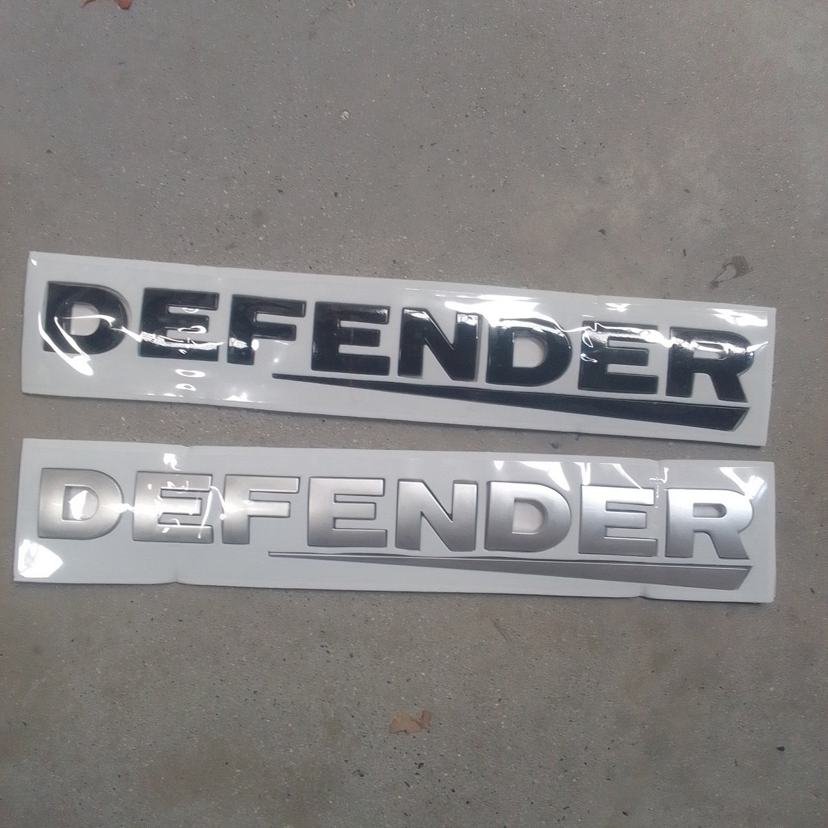 Defender badge 250mm x 35mm