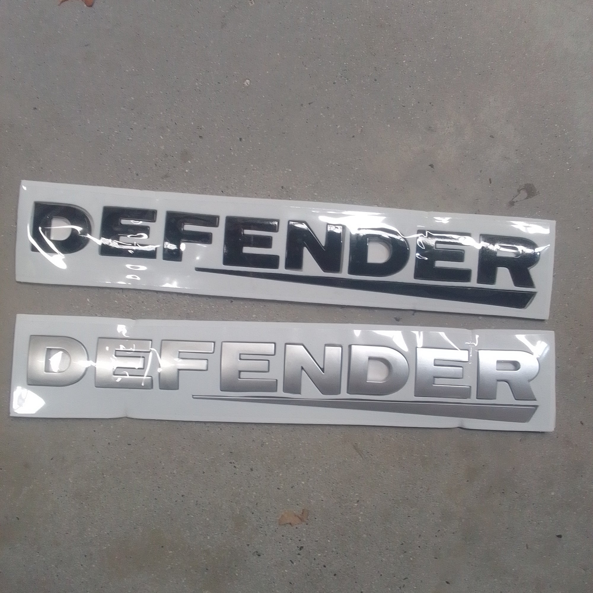 Defender badge 250mm x 35mm