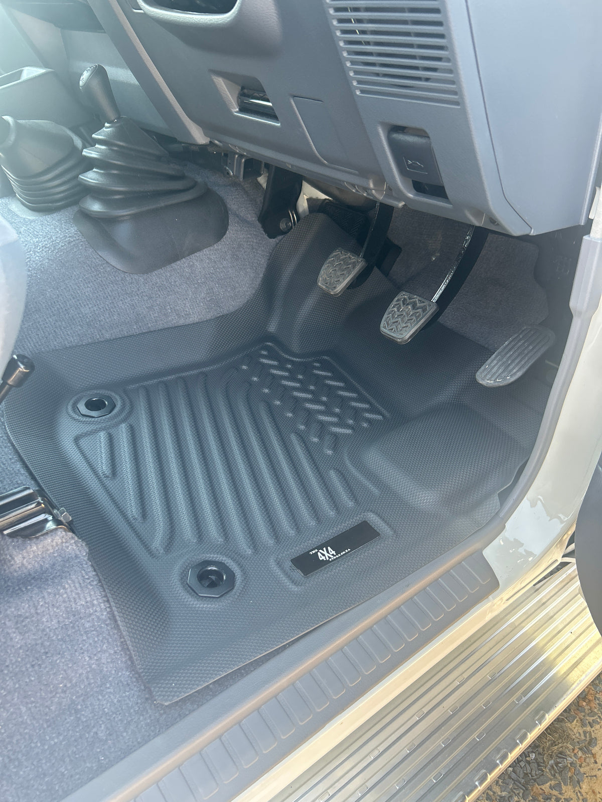 Toyota Land Cruiser 79 Series Single cab mats AUTO AND MANUAL (2pce)