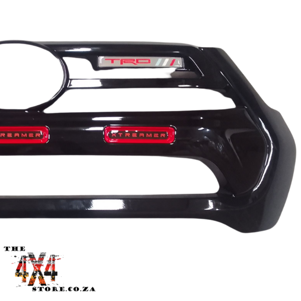 Toyota Hilux (2021) TRD Extreamer Replacement Grill.