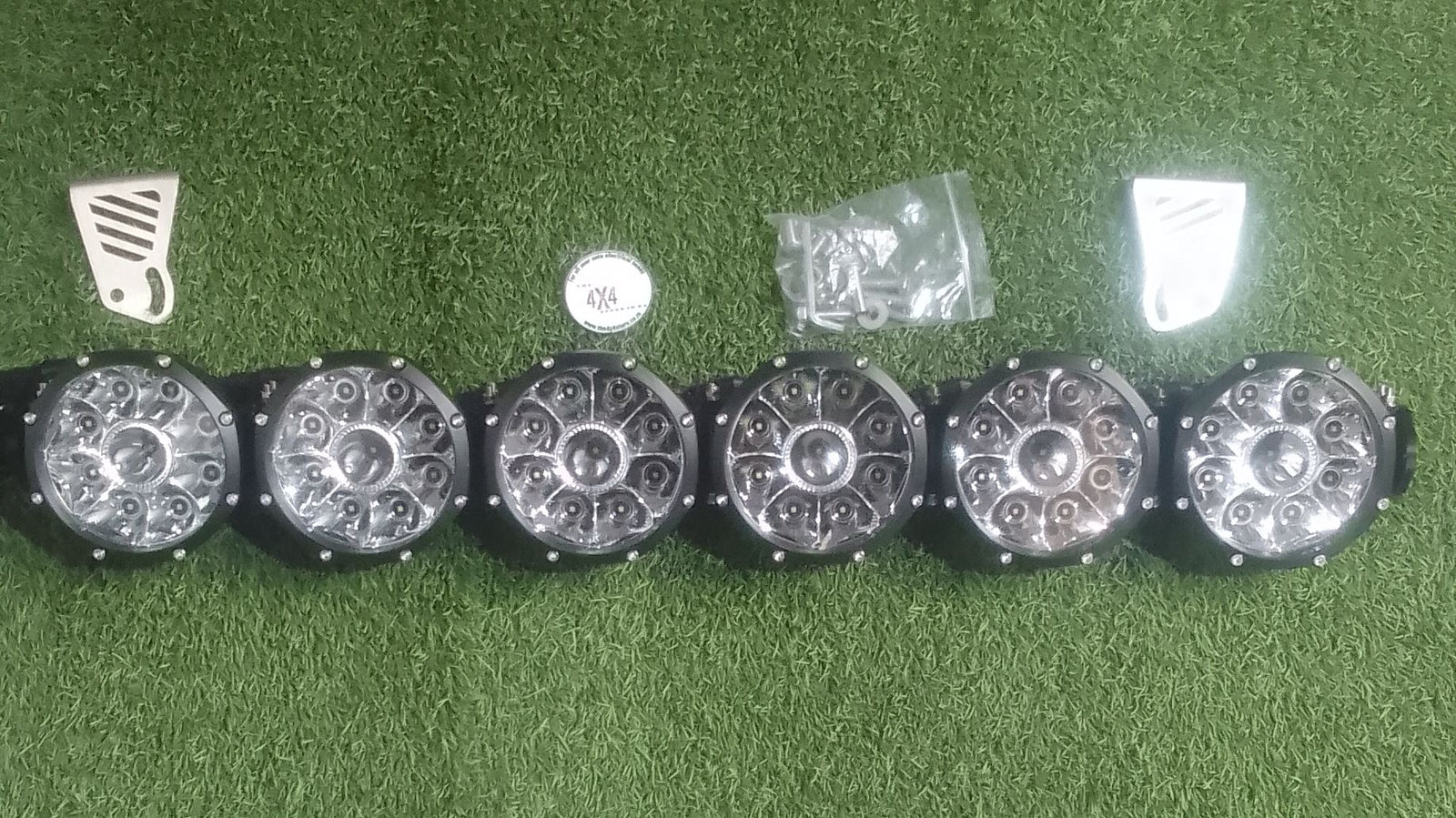 45 Watt Light bar system with 6 round spotlights (roof mounted) 83cm