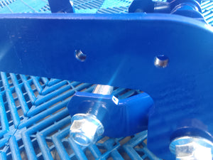 Toyota Hilux Revo 2.8 blue comfort shackle sensor compatible