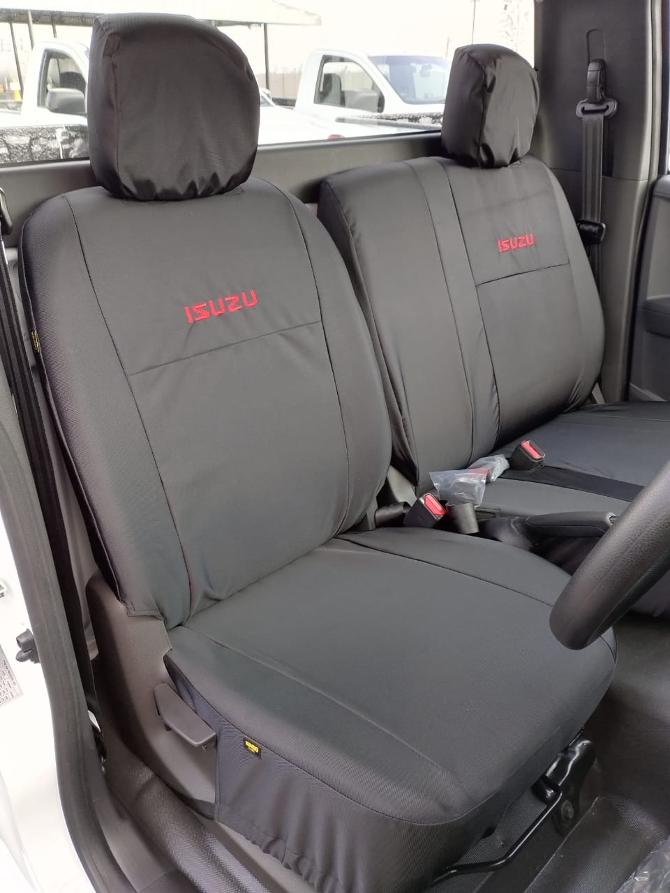 Kindo Seat Covers Isuzu DMAX Gen6 SC 3/4 Bench LHR (2013-2021) - Black