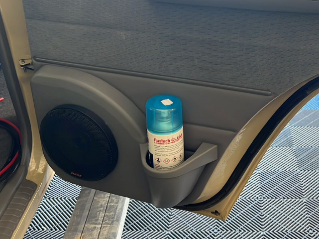 Toyota Land Cruiser 70 Series Front &amp; Rear door speaker pods