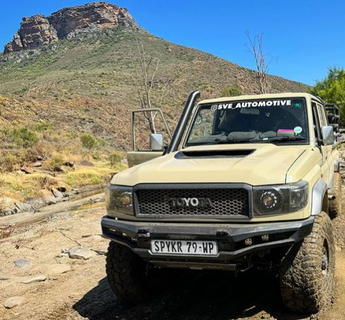 Toyota Land Cruiser 79 Series Armando front steel bumper