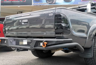 Toyota Hilux Vigo/Vigo Champ  (2005 - 2015) TWI Rear steel bumper