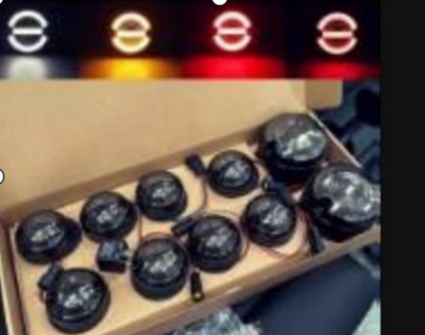 Landrover Defender Taillight LED Light (SMOKE)