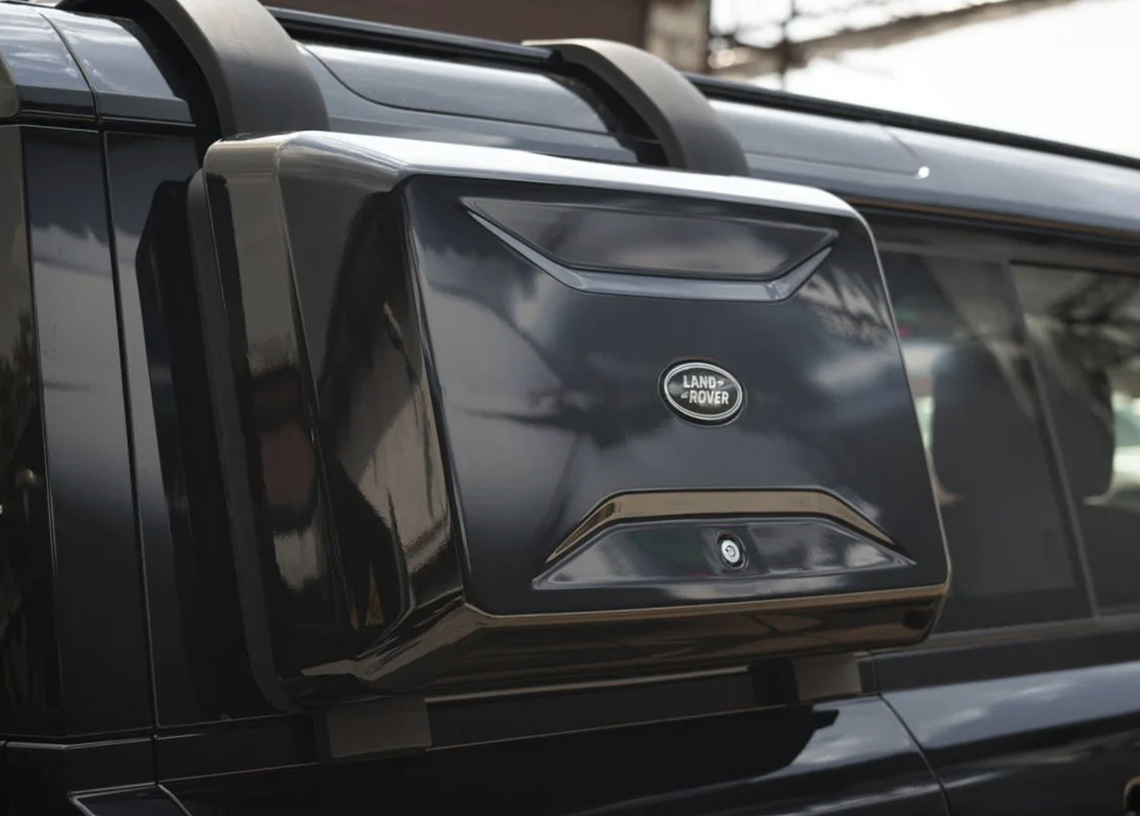 Land Rover Defender 2021+ Side Box