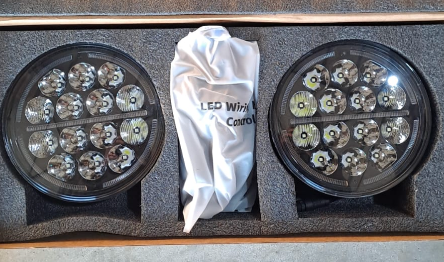 7" LED Spotlight