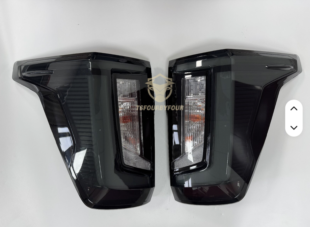 Toyota Hilux GD6 / Travo 2026+ Taillight LED Smoke