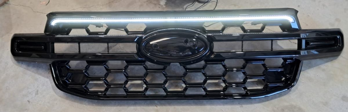 Ford Ranger Next Gen T9 (2023+)Gloss Black Grill  With Top LED
