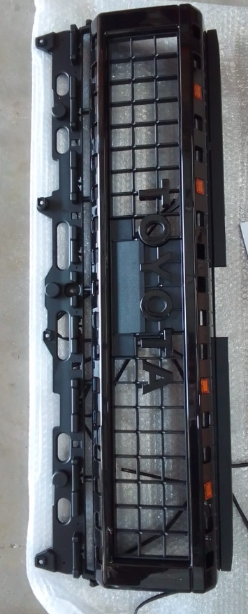 Toyota Prado 250 (2025+) Grill with LED
