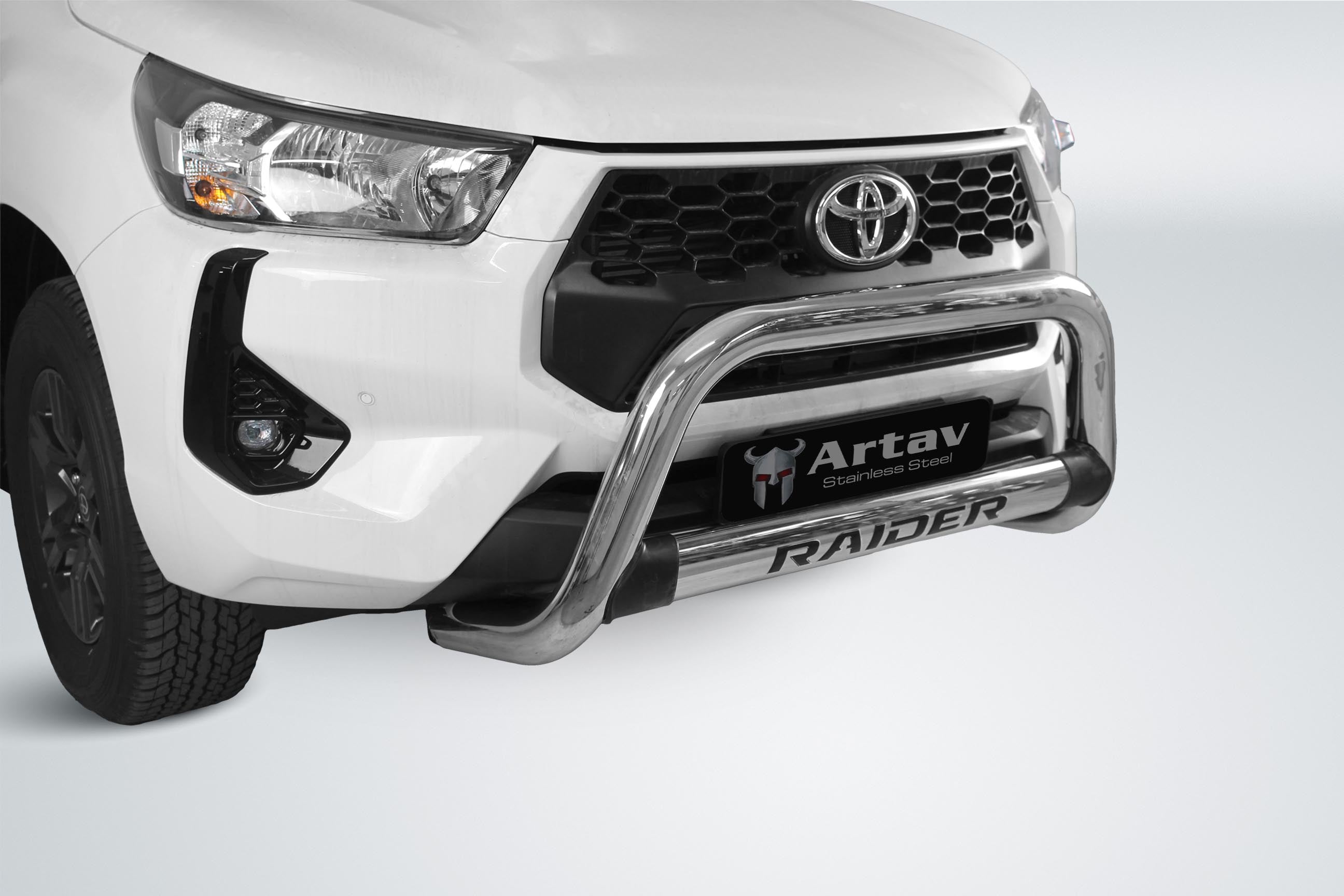 Toyota Hilux Nudge Bar Stainless 2016+ 80051-ART PDC FRIENDLY ...