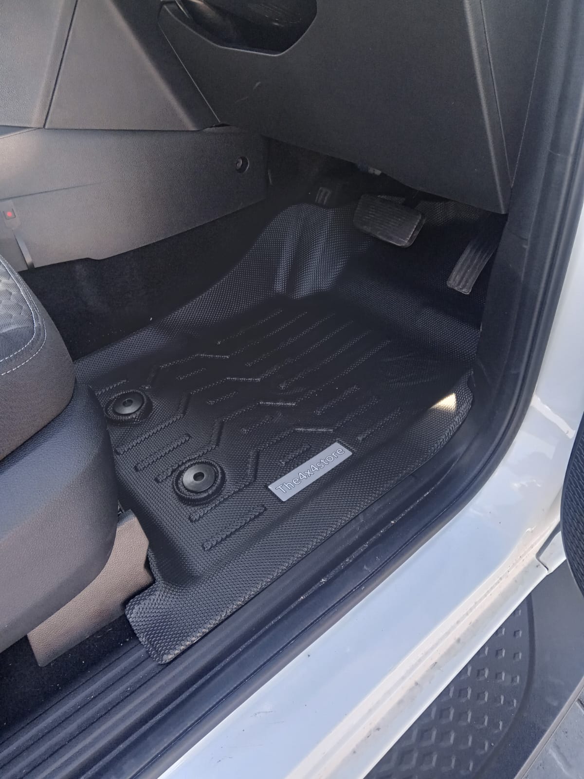 Aftermarket compatible VW Amarok Next Gen 2023+ Mats 5D Double Cab