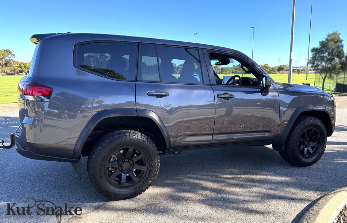 Kut Snake Land Cruiser 300 Series Fender Flares Product code #67