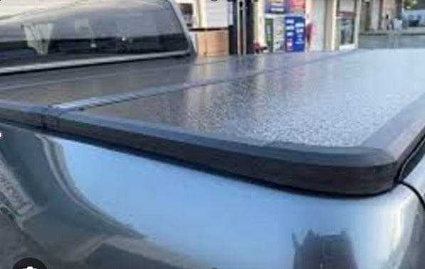 Nissan Navara2015+Double Cab EZ Hard Tri-fold Tonneau Cover-1133151