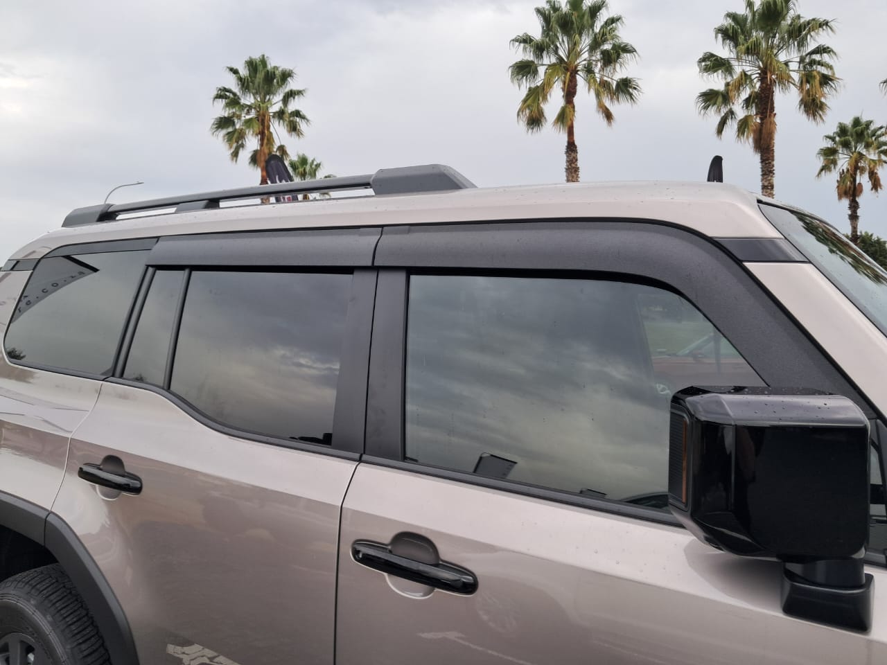 Toyota Land Cruiser Prado 250 (2025+) Weather Guards( Gloss Black)