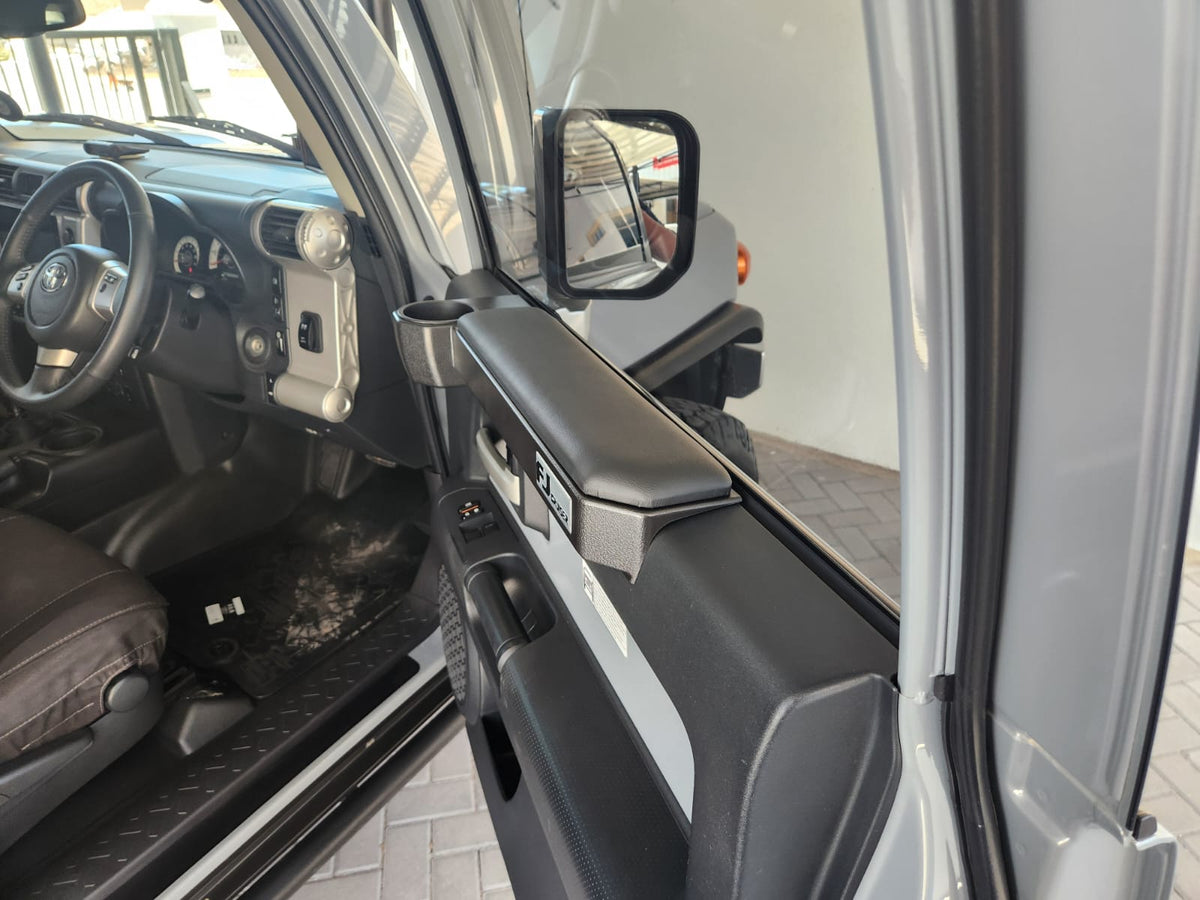 FJ Cruiser Arm Rest with cupholder (Black)