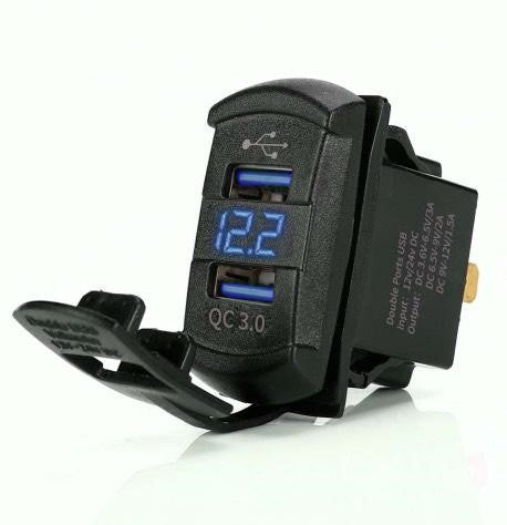 Dual USB Car Charger with Voltmeter QC3 - Blue LED