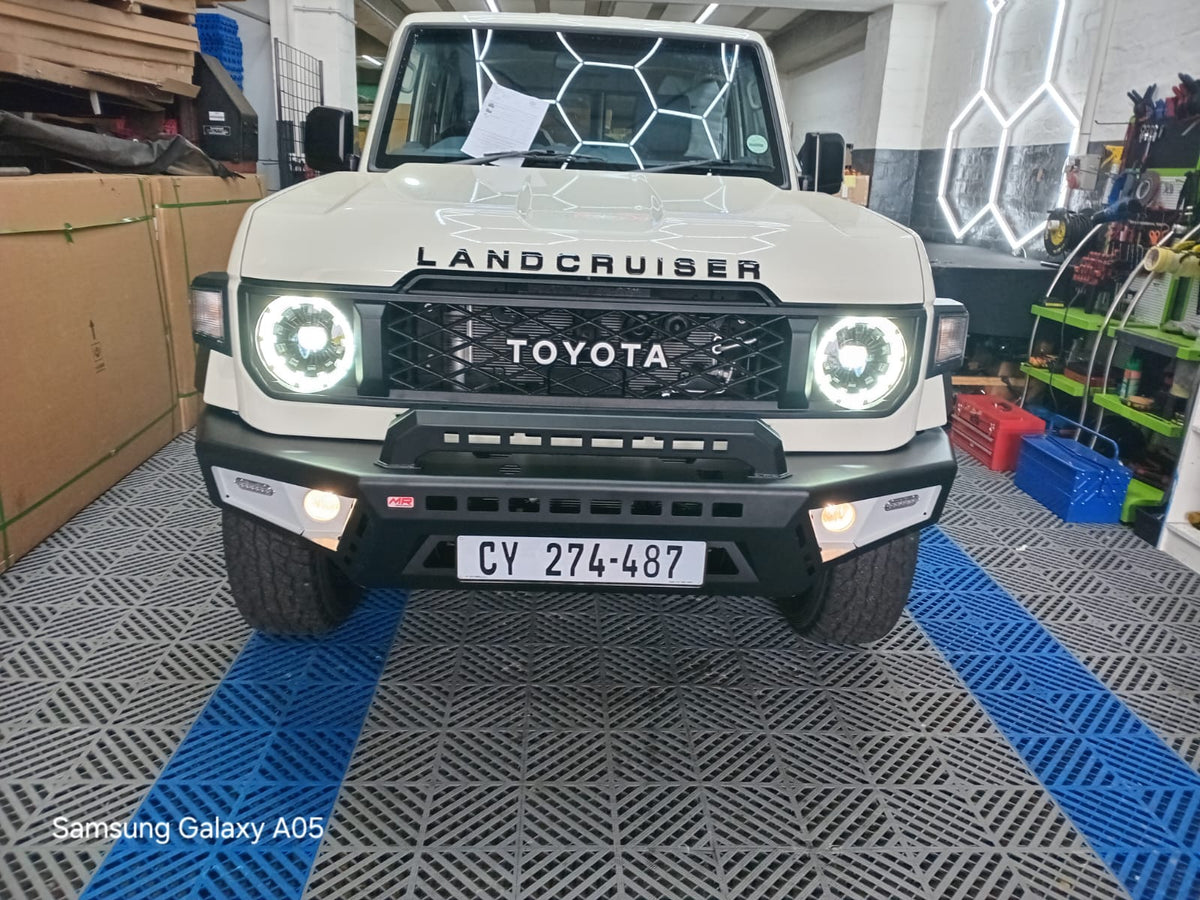 Toyota Land Cruiser 79 Series Steel Front Bumper With Lights