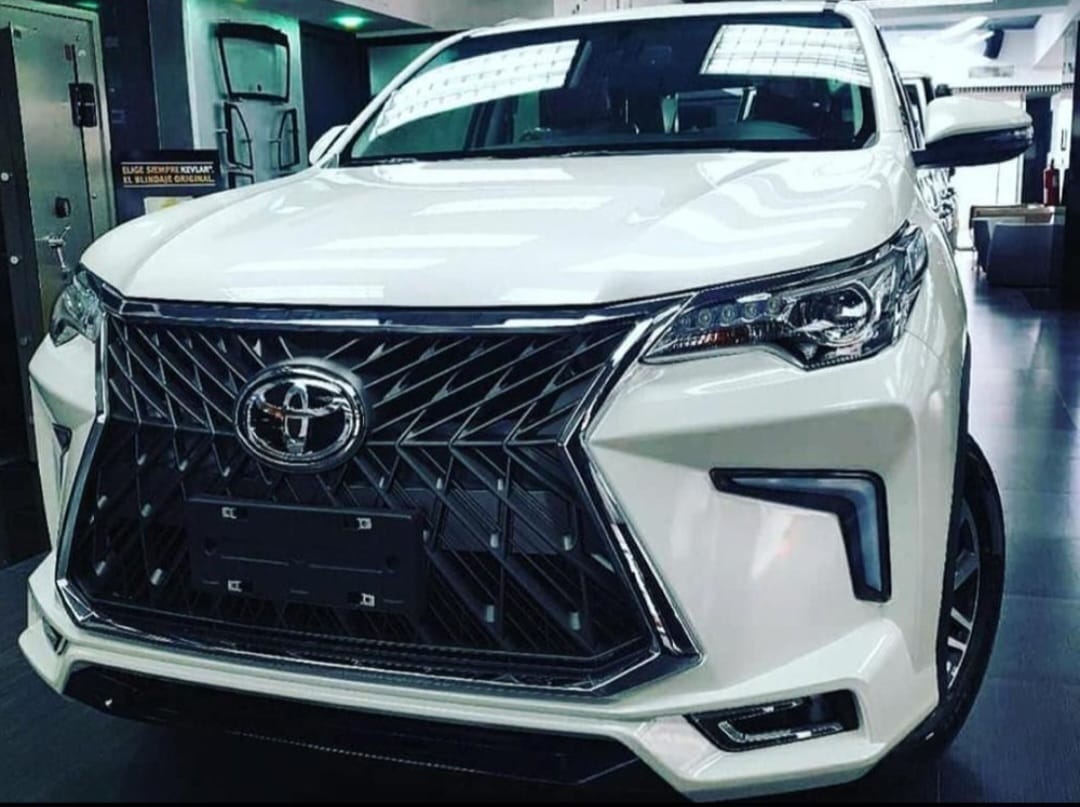 Toyota Fortuner (2016 )to Lexus upgrade kit