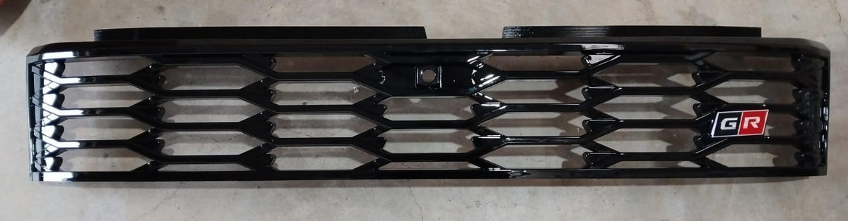 Toyota Hilux GD6 Travo 2026 GR Grill  Gloss Black