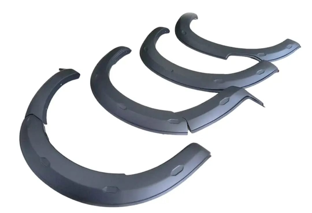 Isuzu Dmax 2022-2026  Gen 7 / Pre facelift V1 V-Cross Fender Flares Matt Black