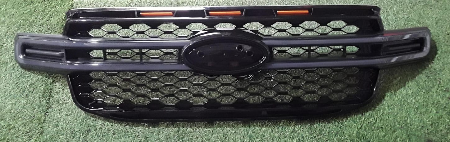 Ford Ranger Next Gen T9 Centre bar LED Grill Gloss Black with Top LED