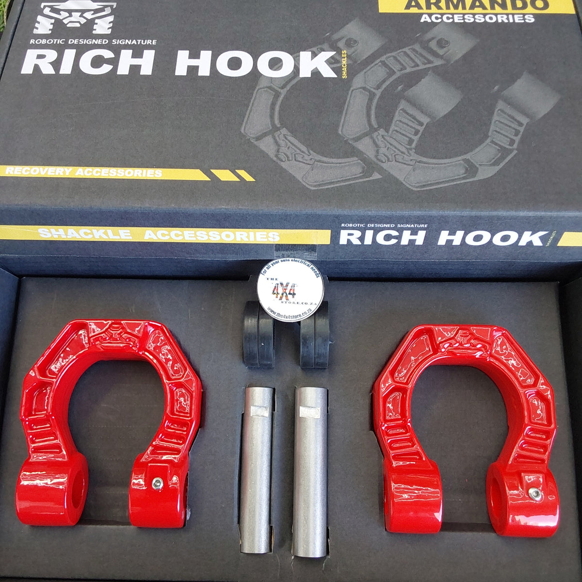 Armando heavy-duty recovery shackles set - red