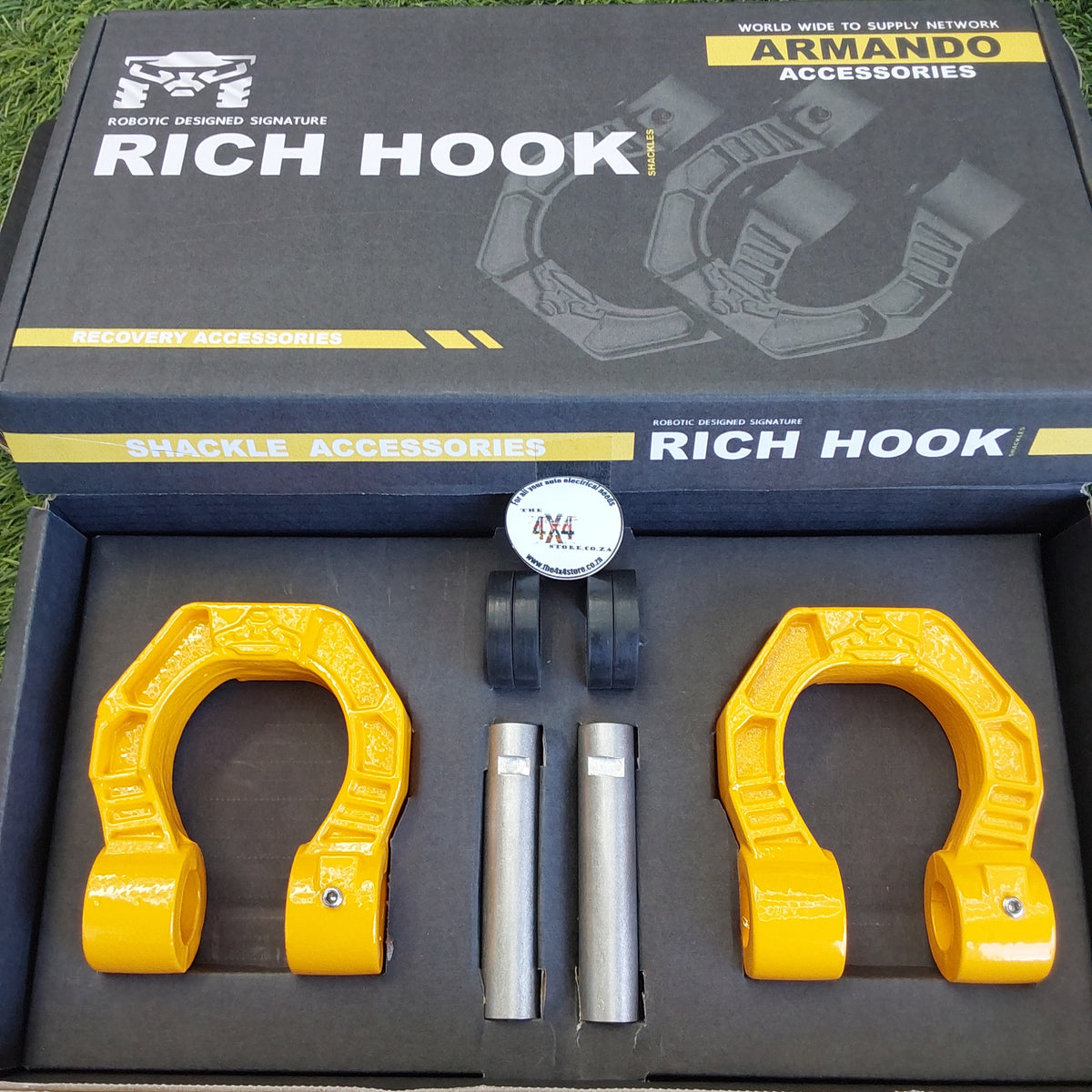 Armando heavy-duty recovery shackles set - yellow