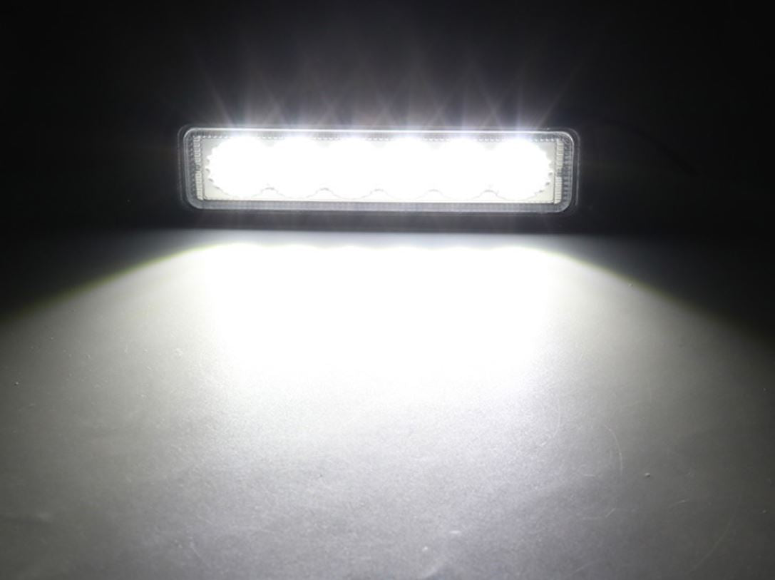 18W Flat Surface Mount Flood Light 12V (Each) - the4x4store.co.za