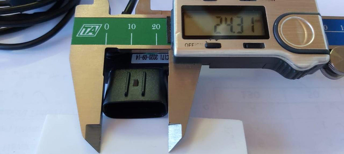 Idrive 171 Toyota Hilux 2016+ (Diesel) Isuzu Dmax 12-20 Prado &amp; Landcruiser