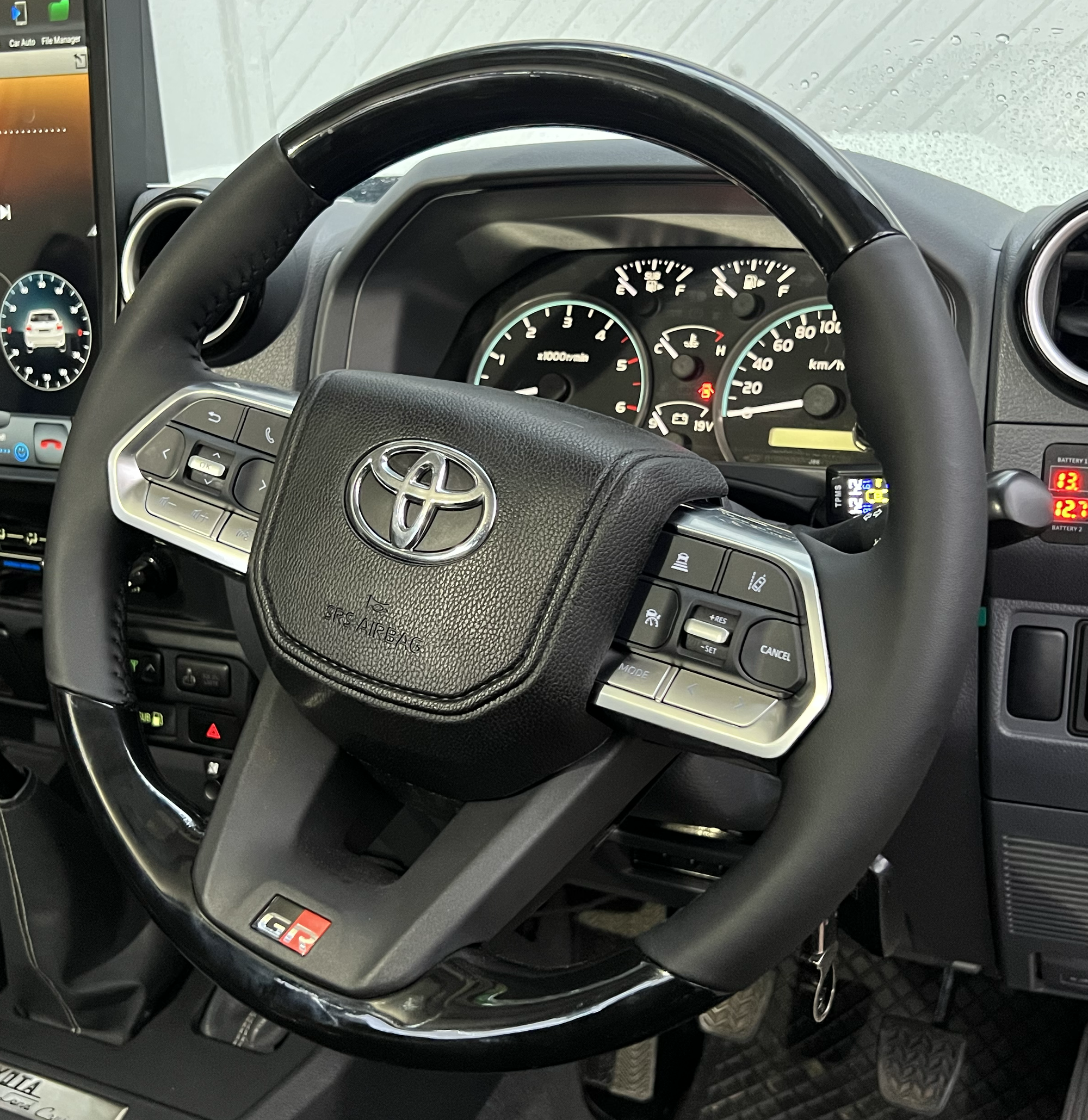 300 GR Type Steering Wheel for Toyota 70 Series Land Cruiser